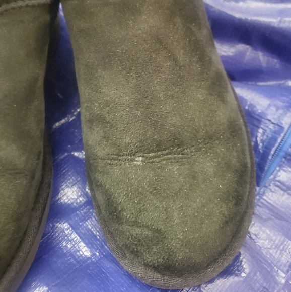 Uggs Bailey Button - Picture 5 of 8